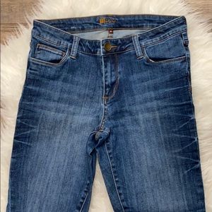 Kut From the Kloth • Medium wash jeans